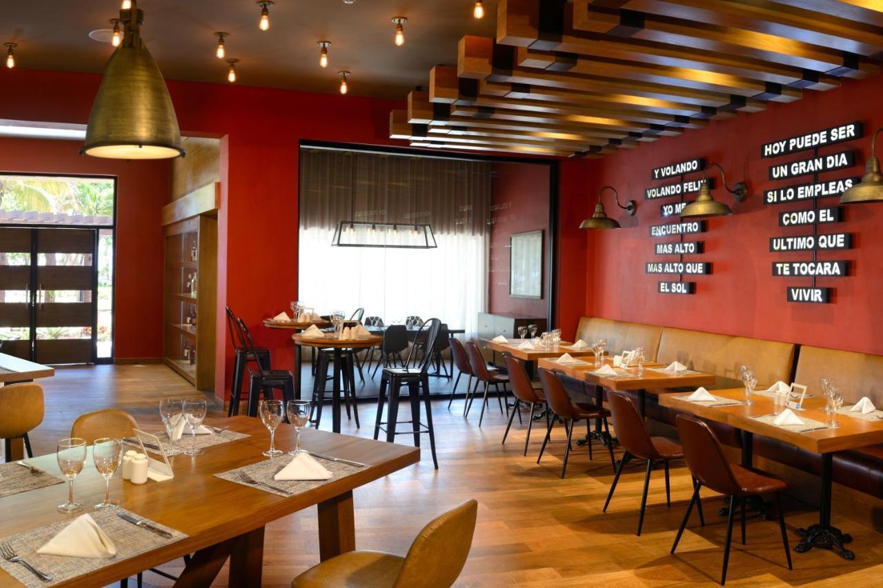 Catalonia Playa Maroma - All Inclusive Punta Maroma Esterno foto Restaurant in the hotel