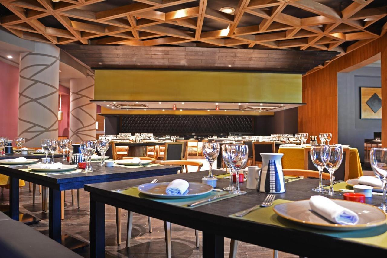 Catalonia Playa Maroma - All Inclusive Punta Maroma Esterno foto Restaurant